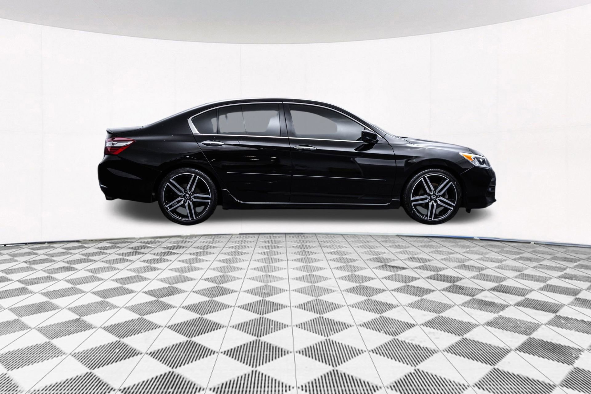 Used 2017 Honda Accord Sport Special Edition image 12
