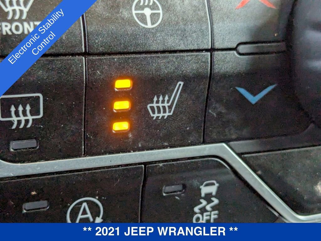 Used 2021 Jeep Wrangler Unlimited Sport image 29