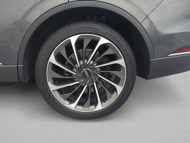 Used 2020 Lincoln Aviator Reserve w/ Equipment Group 202A image 9