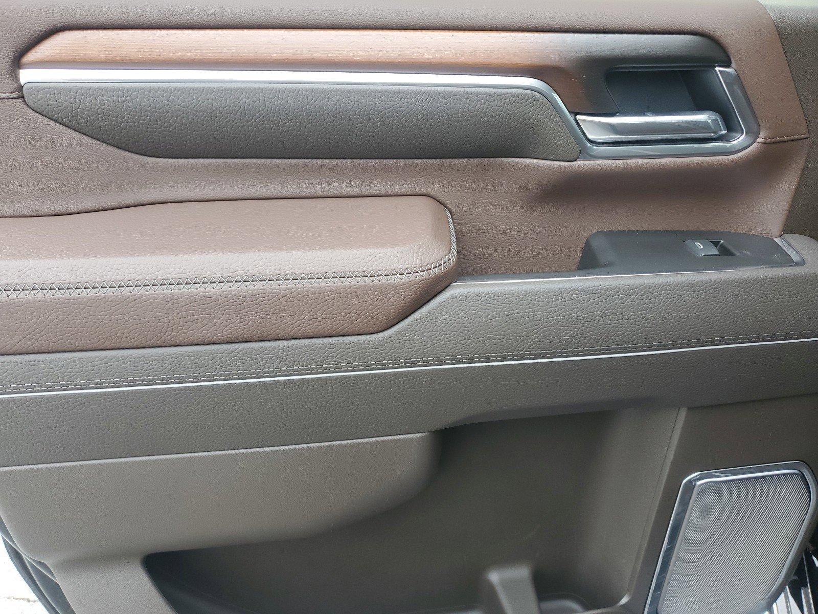 New 2025 GMC Sierra 2500 Denali image 14