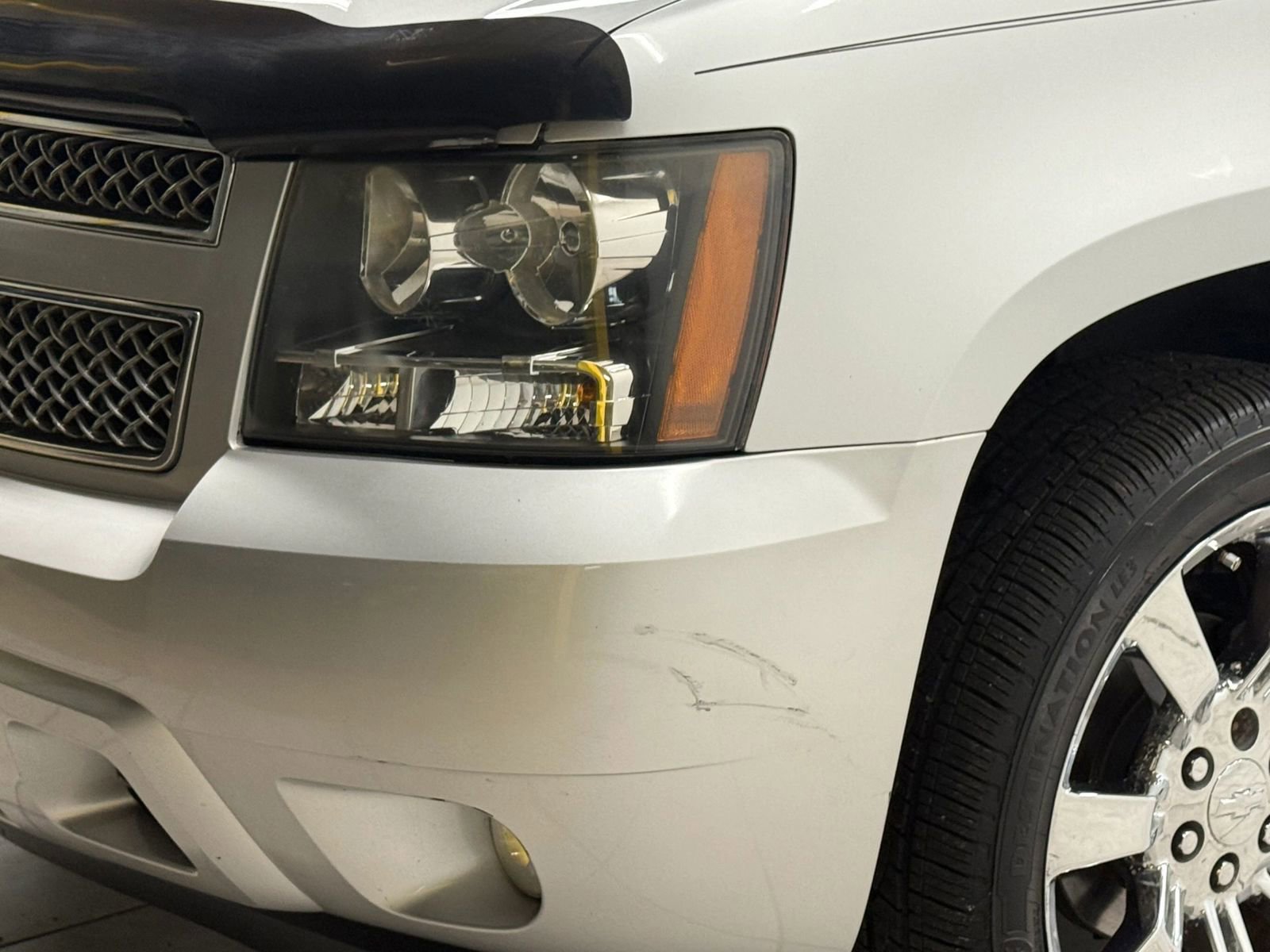 Used 2012 Chevrolet Avalanche LTZ image 4