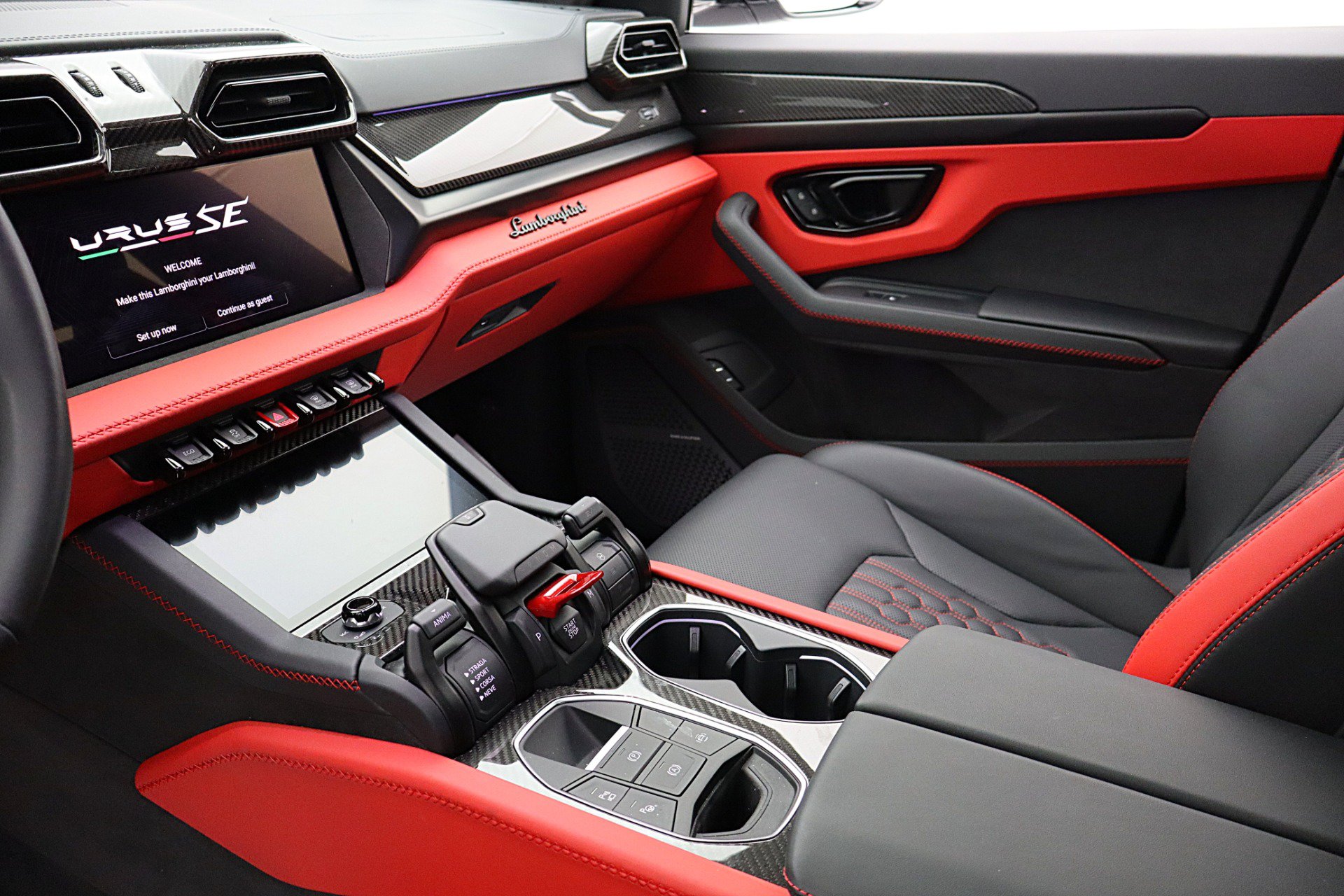 Used 2025 Lamborghini Urus S AWD/4WD image 23