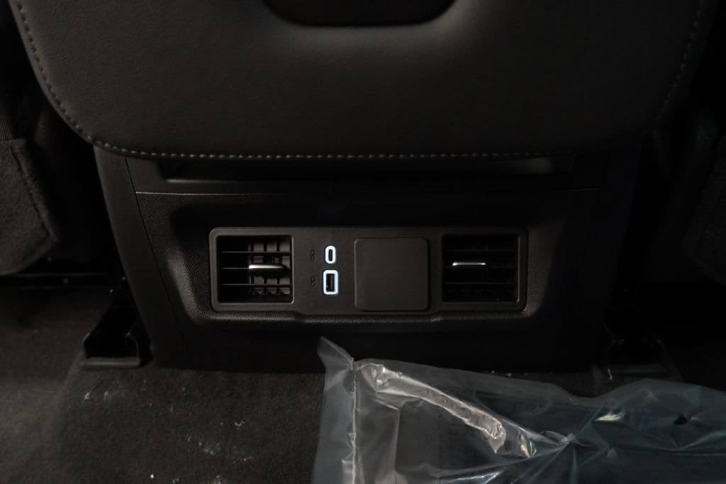 New 2026 Chevrolet Silverado 1500 Custom w/ Turbomax Blackout Package AWD/4WD image 26