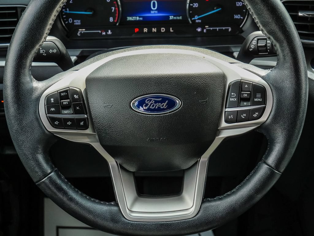 Used 2022 Ford Explorer XLT w/ Equipment Group 202A RWD image 29