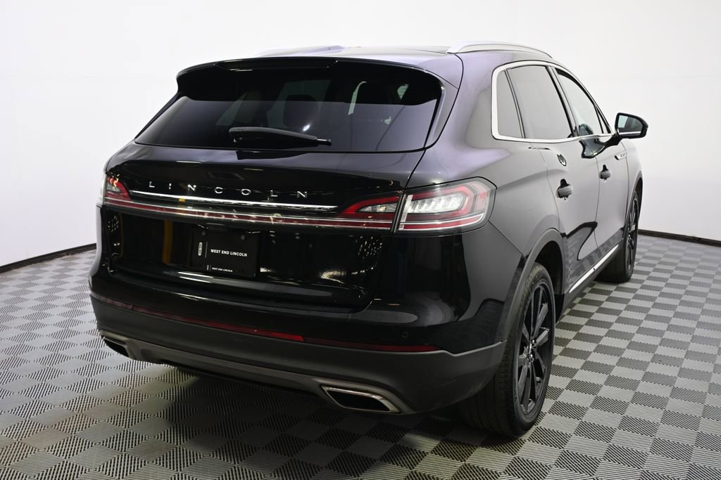 Used 2022 Lincoln Nautilus Reserve w/ Monochromatic Package image 6