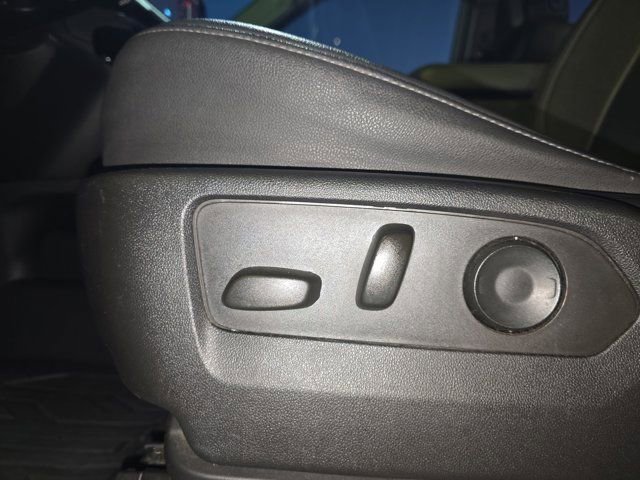 Used 2022 GMC Sierra 1500 SLT image 28