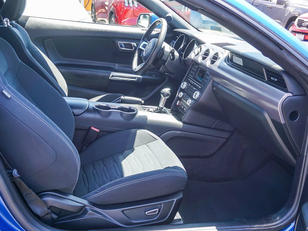 Used 2017 Ford Mustang GT RWD image 13