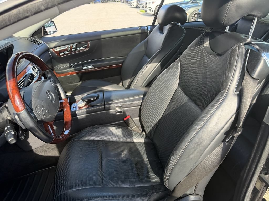 Used 2013 Mercedes-Benz CL 550 4MATIC image 5