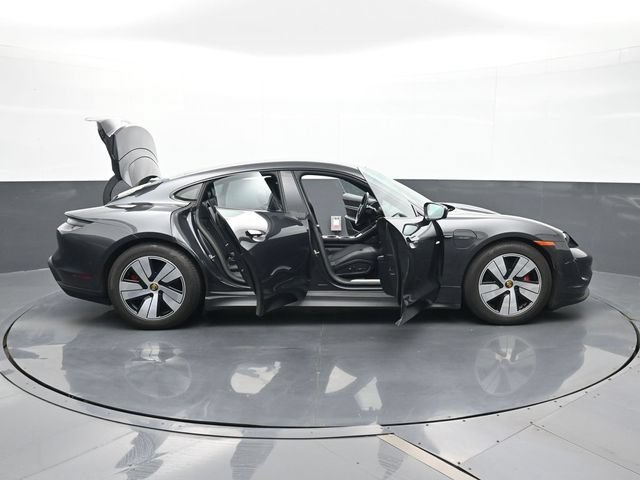 Certified 2023 Porsche Taycan 4S w/ Premium Package AWD/4WD image 33