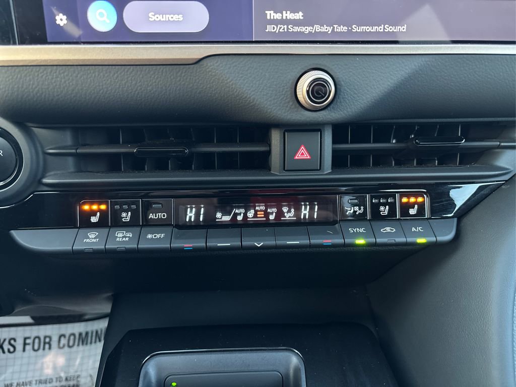 Used 2025 Toyota Crown Signia Limited image 34