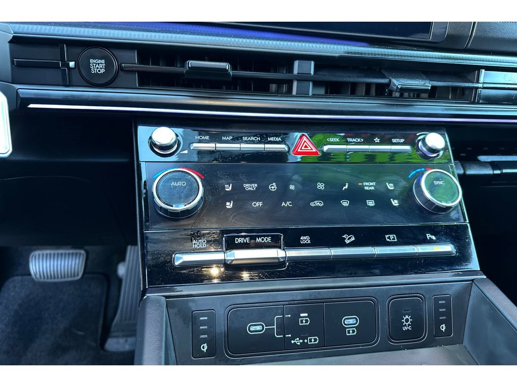 Used 2025 Hyundai Santa Fe Calligraphy image 24