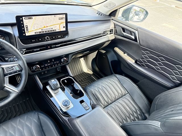 Used 2025 Mitsubishi Outlander SEL AWD/4WD image 25