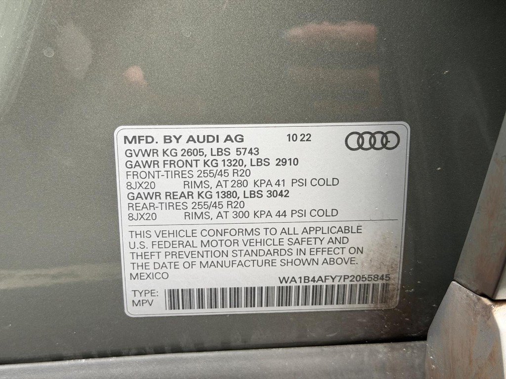 Used 2023 Audi SQ5 Premium Plus w/ Premium Plus Package AWD/4WD image 25