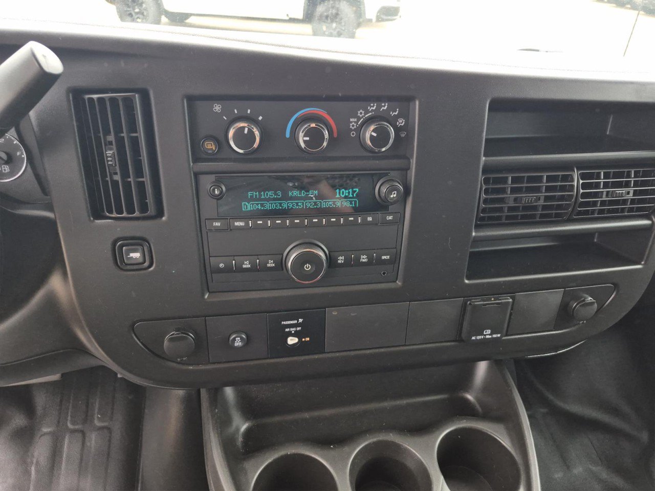 Certified 2024 GMC Savana 2500 w/ Driver Convenience Package RWD image 17
