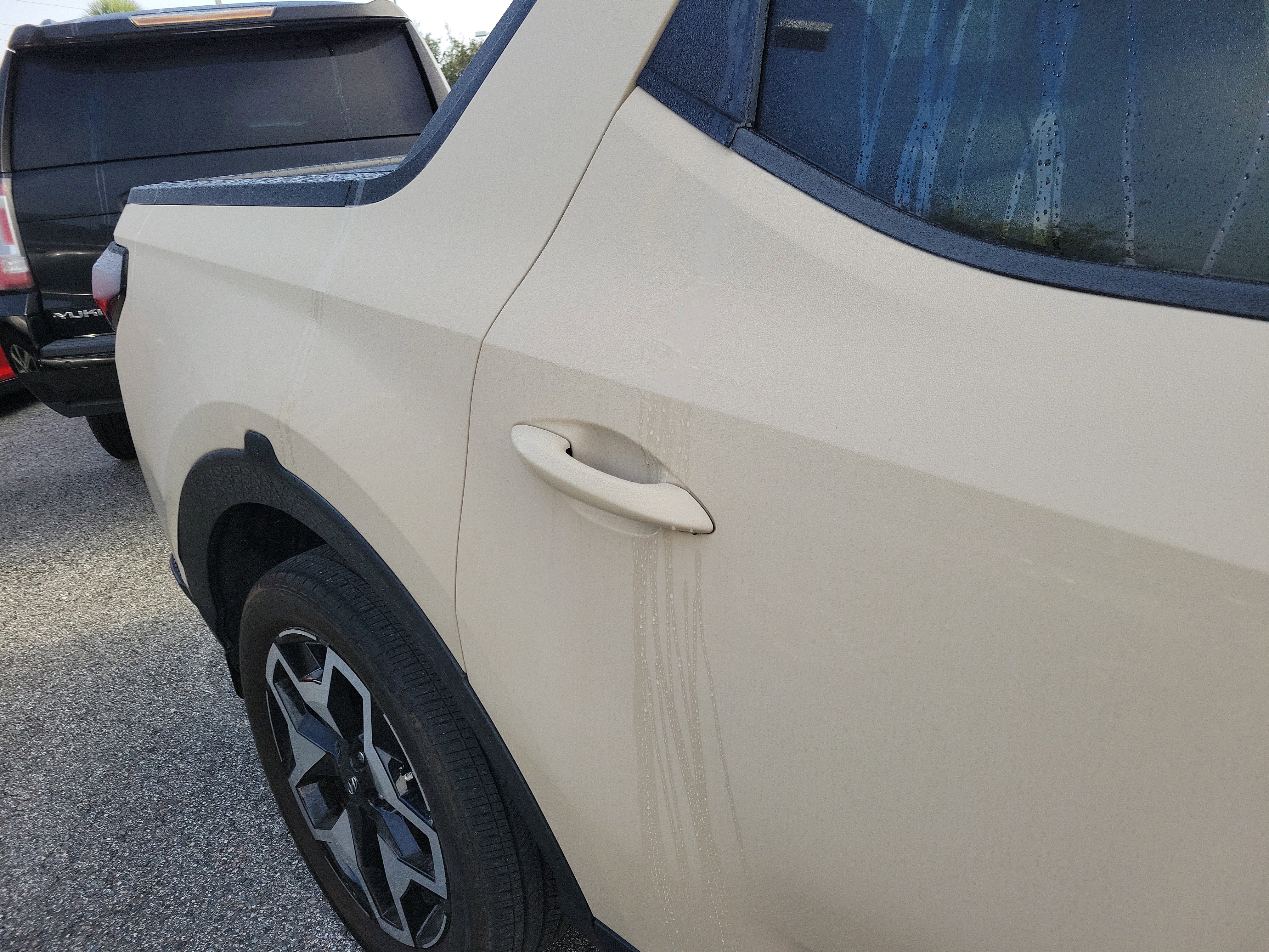 Used 2022 Hyundai Santa Cruz Limited w/ Cargo Package image 12