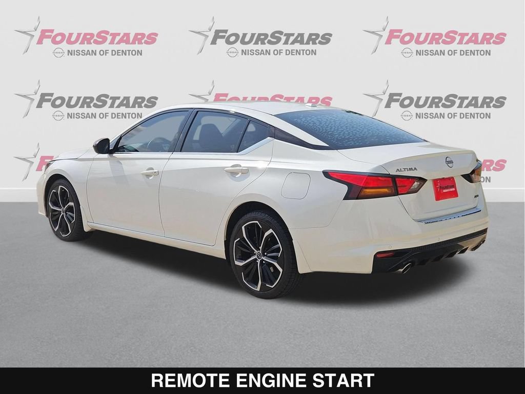 Used 2023 Nissan Altima 2.5 SR AWD/4WD image 7