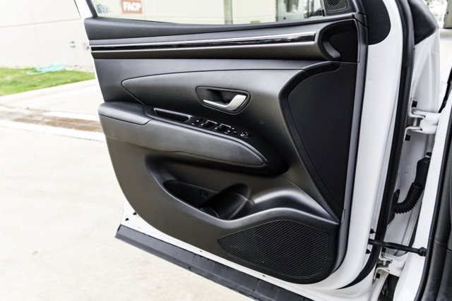 Certified 2024 Hyundai Santa Cruz SE image 19