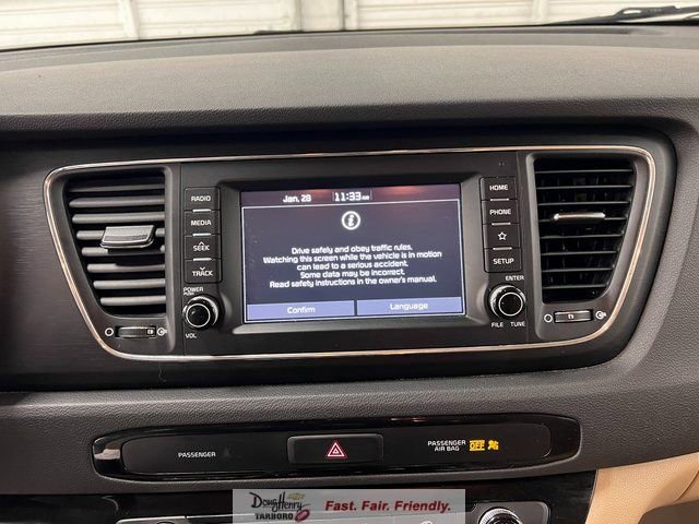 Used 2020 Kia Sedona LX image 44