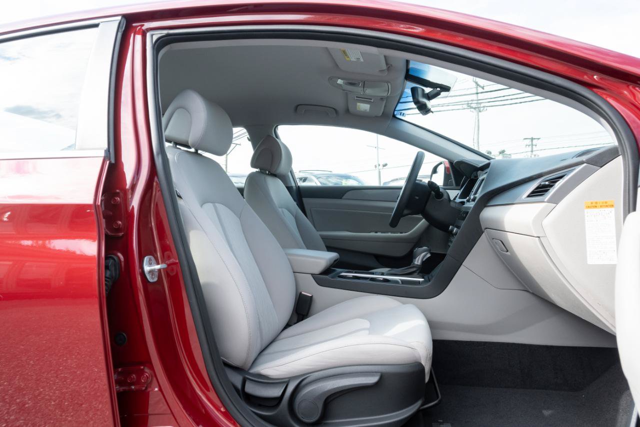 Used 2016 Hyundai Sonata SE FWD image 31