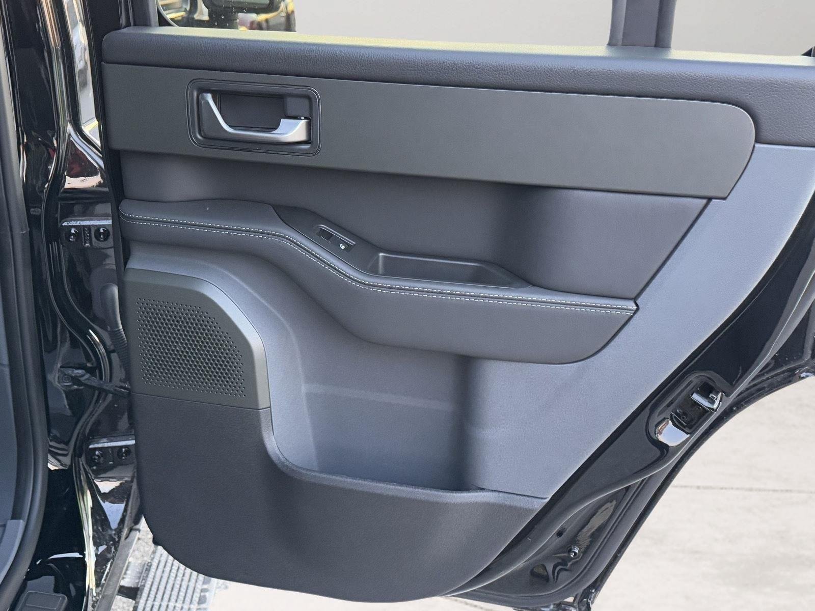 New 2025 INEOS Grenadier Station Wagon AWD/4WD image 24