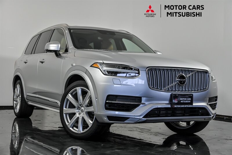 Used 2016 Volvo XC90 T8 Inscription AWD/4WD image 1
