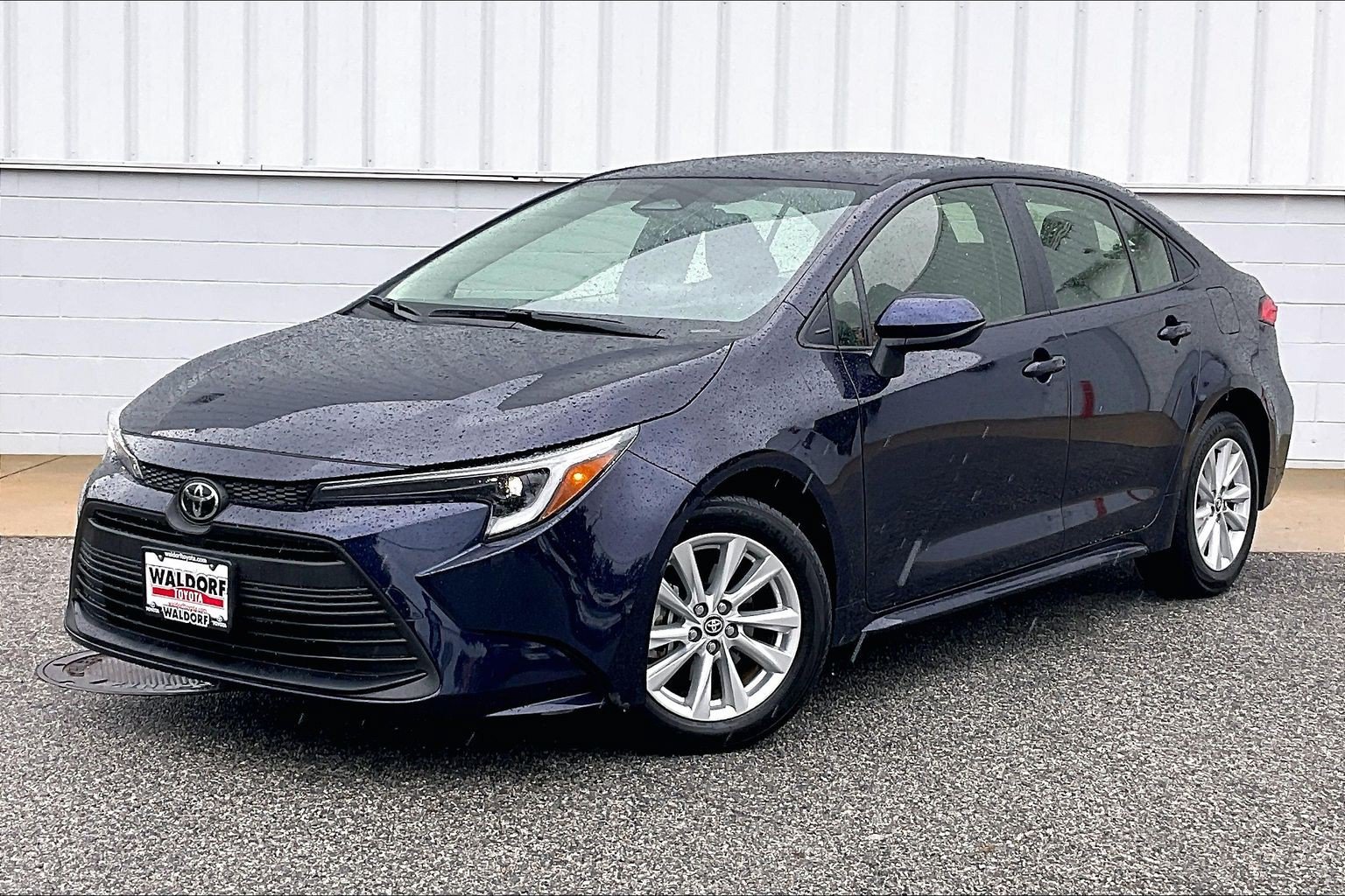 Used 2026 Toyota Corolla LE w/ LE Premium Package FWD image 2