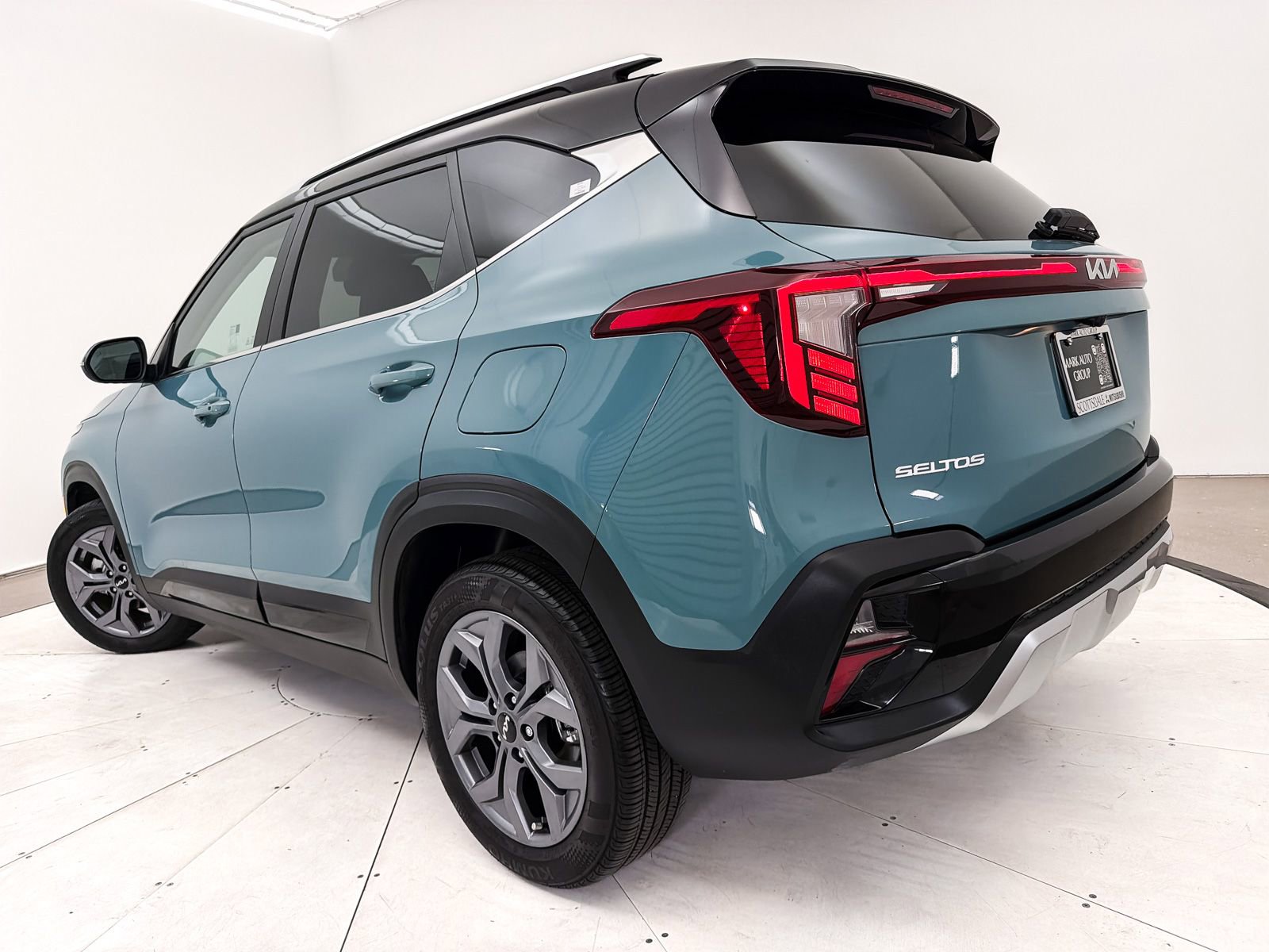 Used 2024 Kia Seltos S FWD image 7