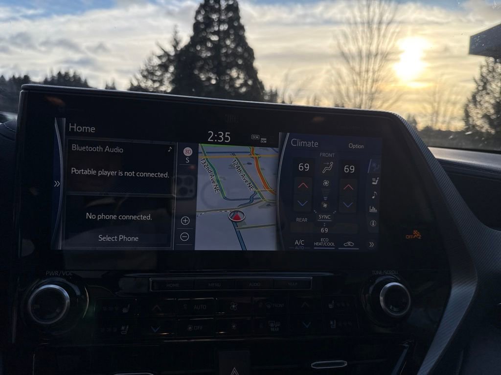 Used 2022 Toyota Highlander Platinum image 22