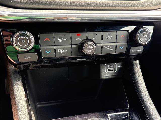 Used 2022 Jeep Compass Limited AWD/4WD image 15