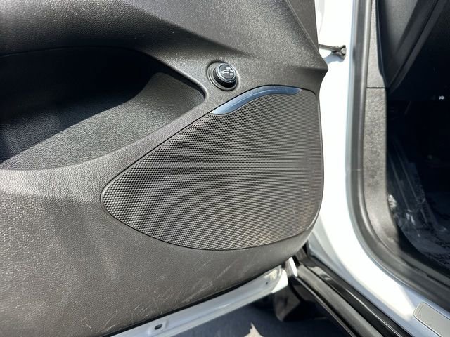 Used 2019 Buick Enclave Essence image 25