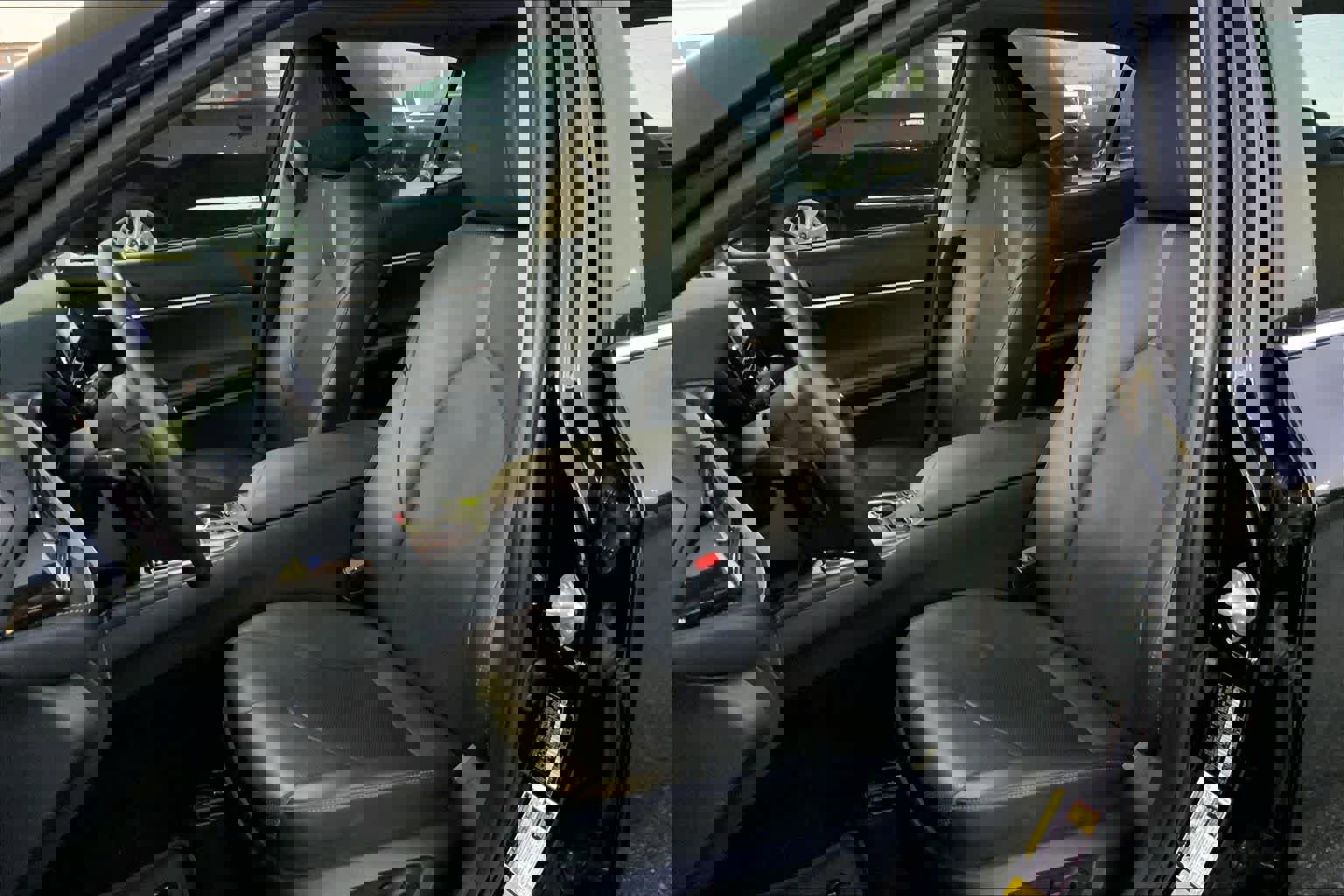 Used 2022 Toyota Camry XSE w/ Navigation Package image 8