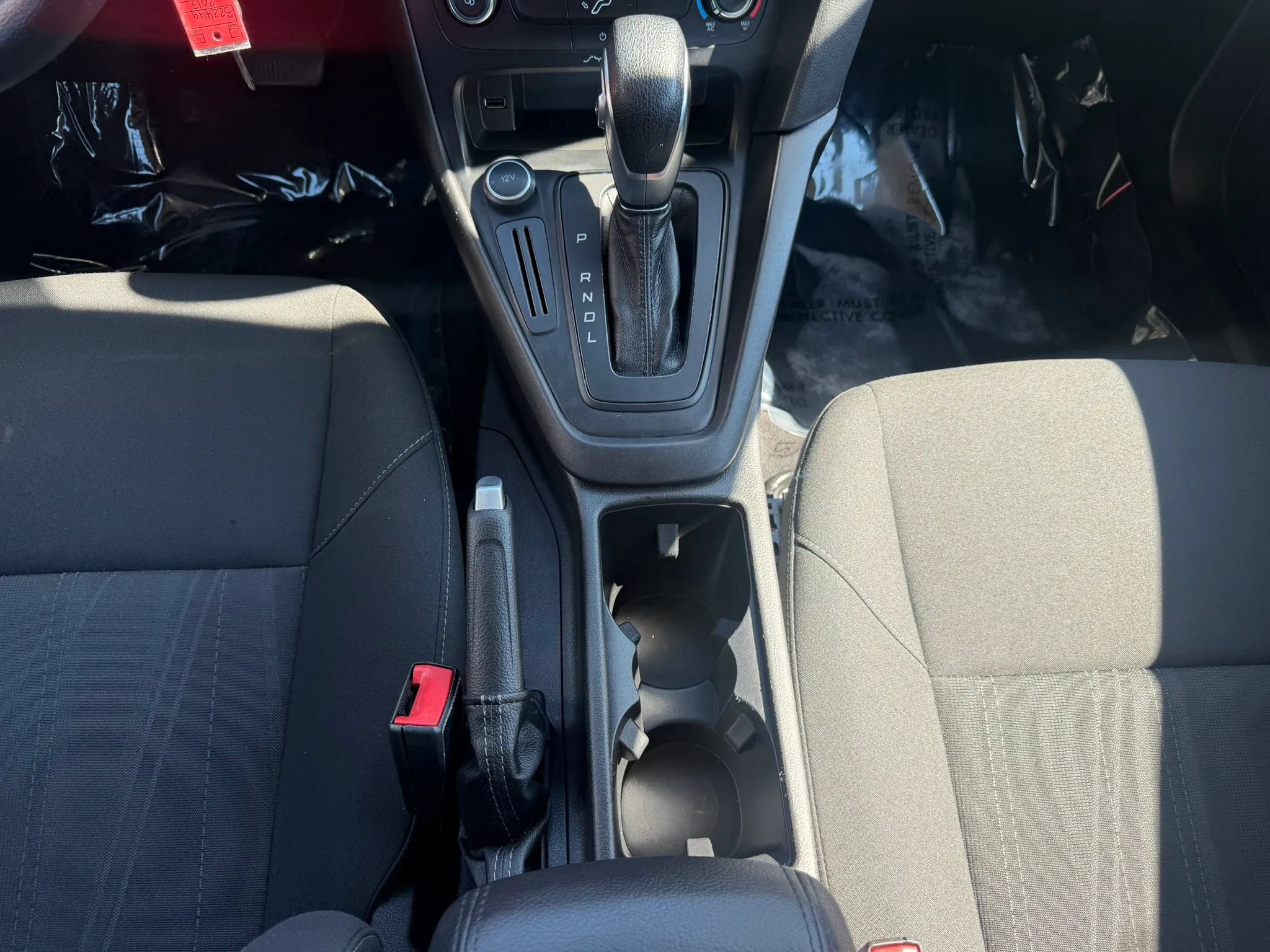 Used 2017 Ford Focus SE FWD image 27