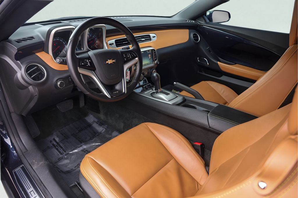Used 2013 Chevrolet Camaro SS w/ Dusk Special Edition RWD image 13