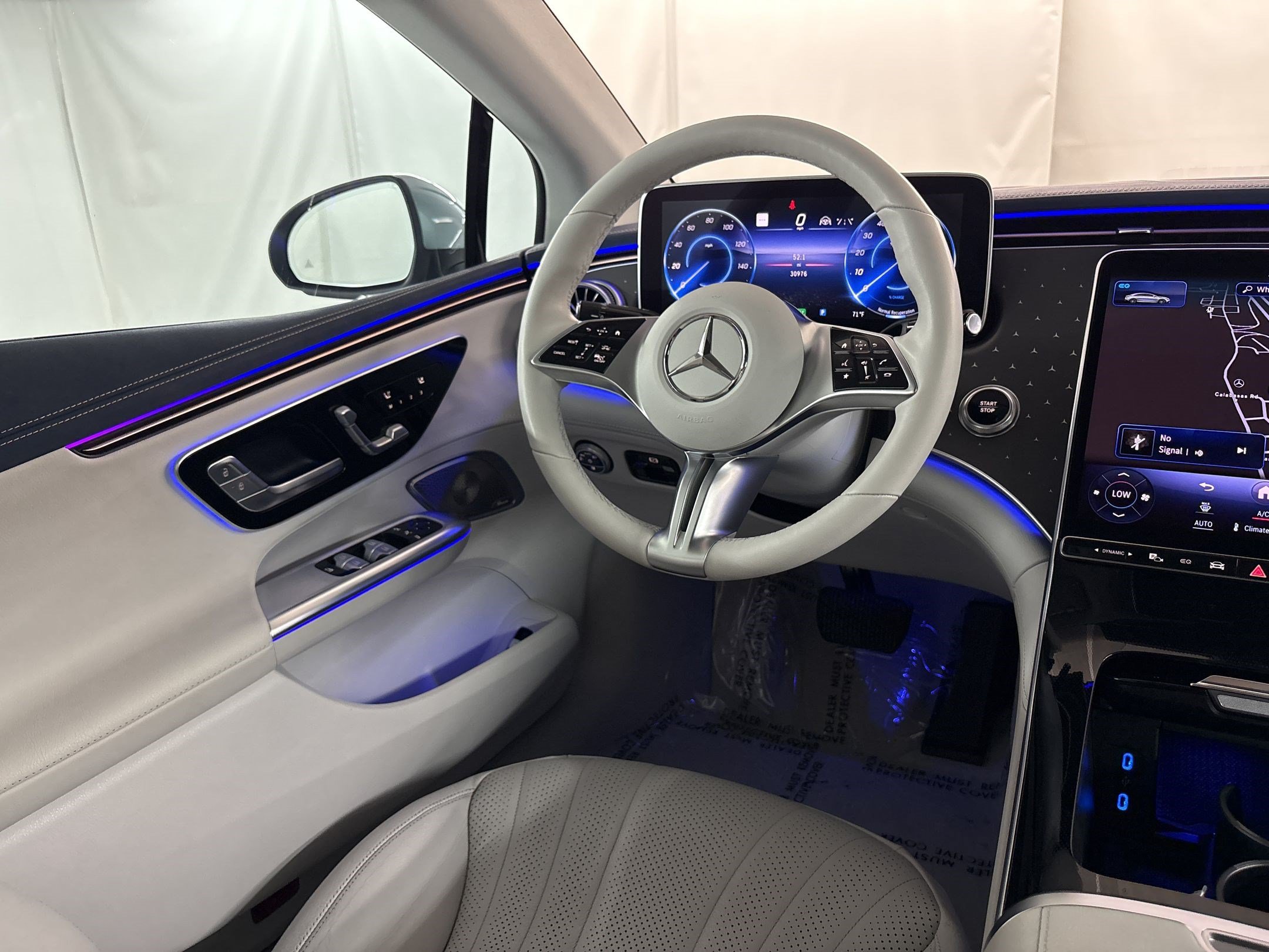 Certified 2023 Mercedes-Benz EQE 500 4MATIC Sedan image 28