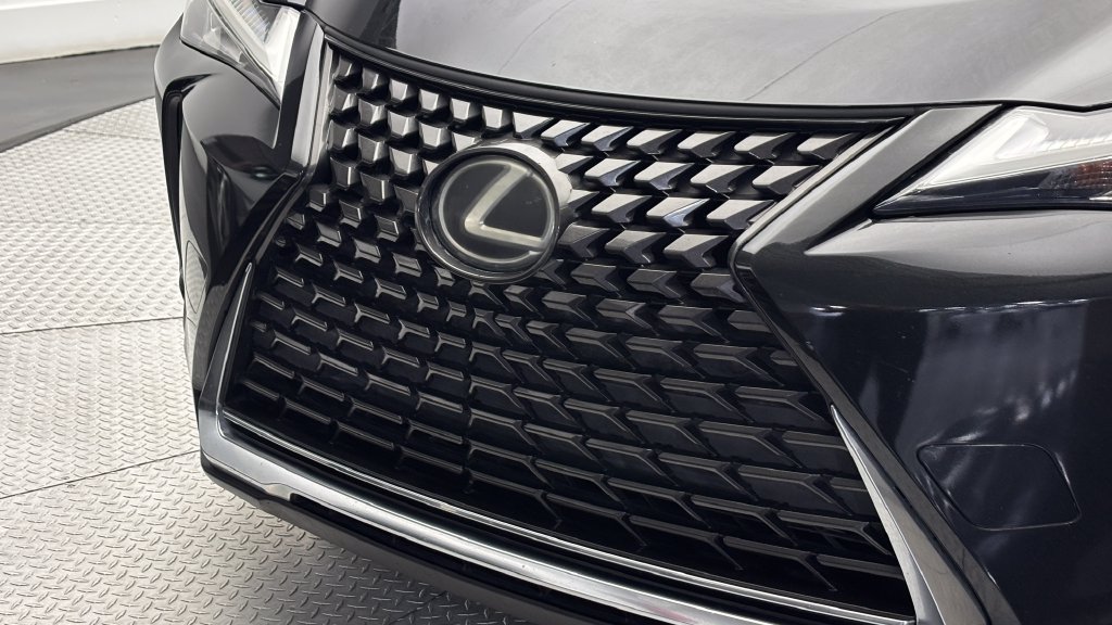 Used 2019 Lexus UX 200 w/ Accessory Package FWD image 2