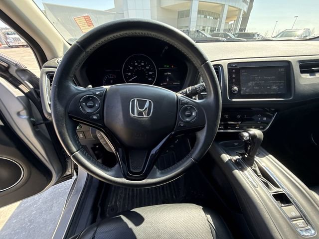 Used 2019 Honda HR-V Touring image 14
