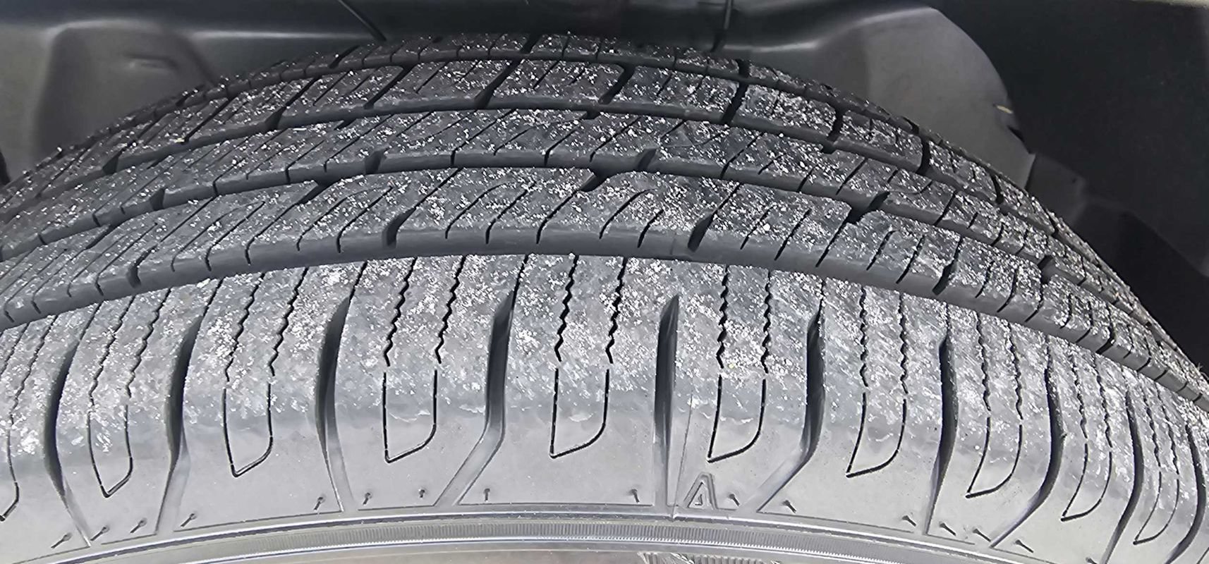 Used 2019 Dodge Journey SE w/ Blacktop Package FWD image 13