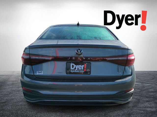 Used 2025 Volkswagen Jetta SE image 4