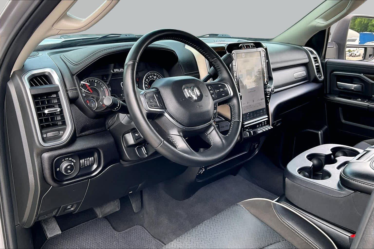 Used 2024 RAM 2500 Laramie w/ Safety Group AWD/4WD image 16