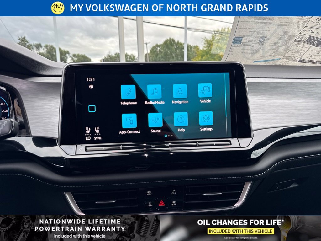 New 2026 Volkswagen Atlas Cross Sport SE AWD/4WD image 11
