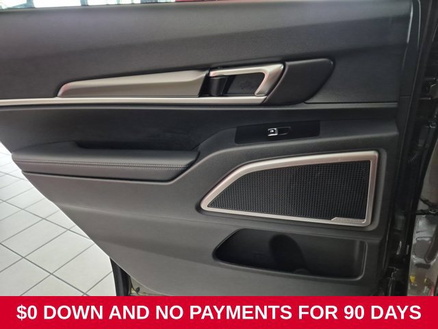 Used 2025 Kia Telluride S FWD image 27