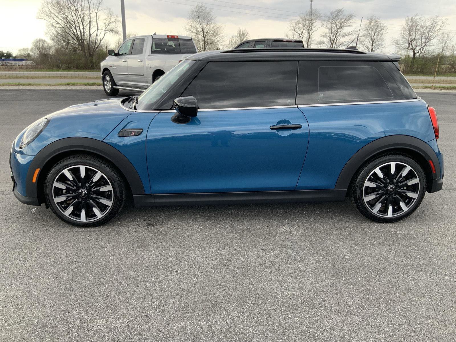 Used 2024 MINI Cooper S image 8