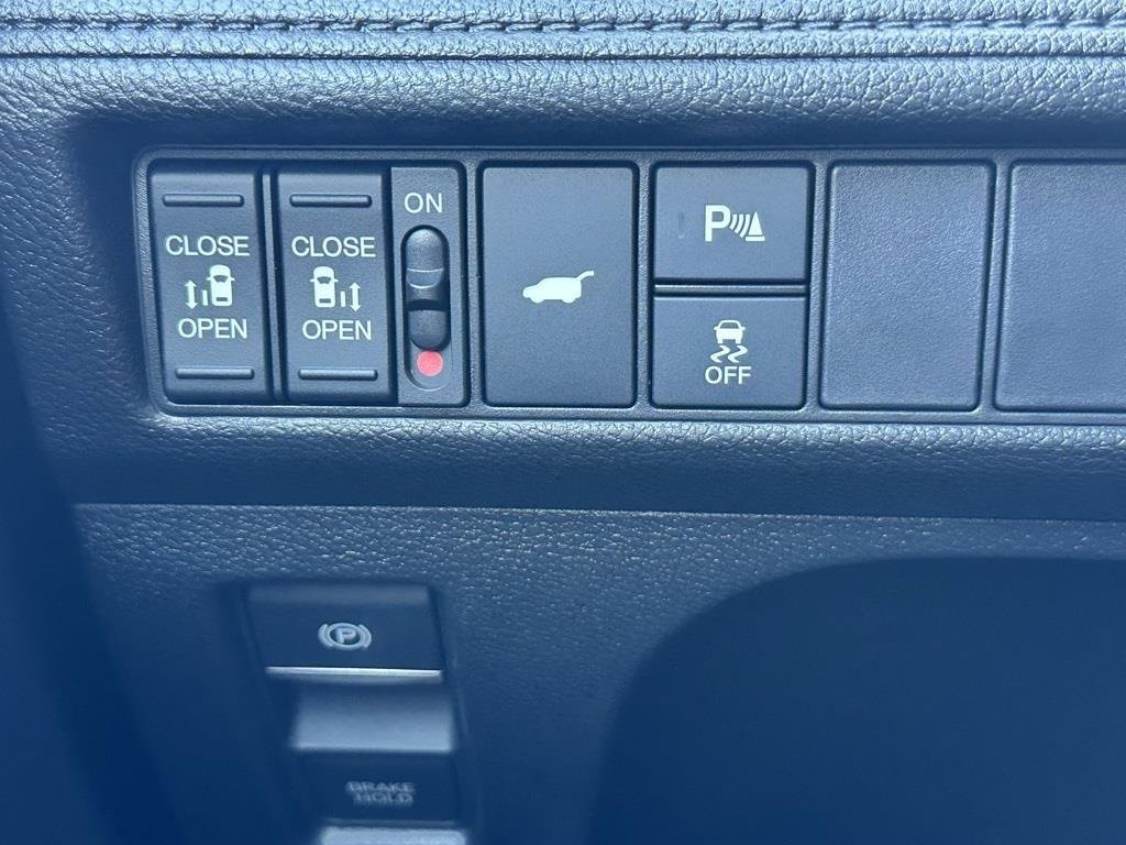 New 2026 Honda Odyssey Touring image 16