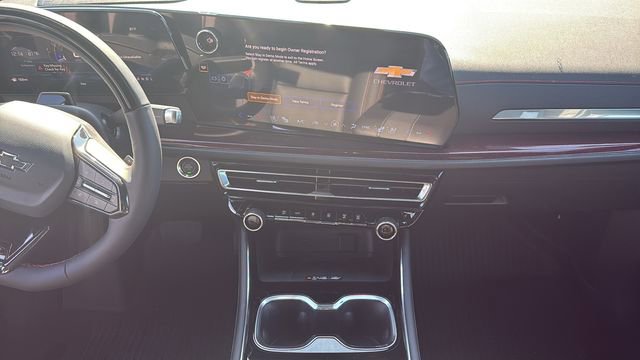 New 2026 Chevrolet Traverse RS w/ LPO, Floor Liner Package FWD image 25