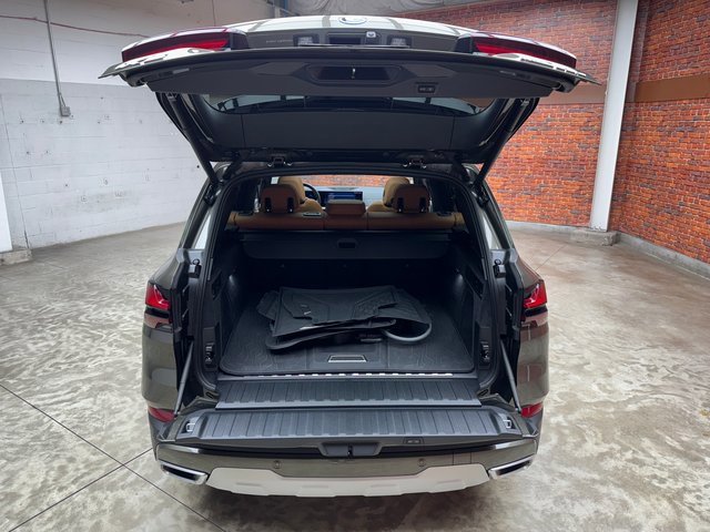 Certified 2025 BMW X5 xDrive50e w/ Parking Assistance Package image 26
