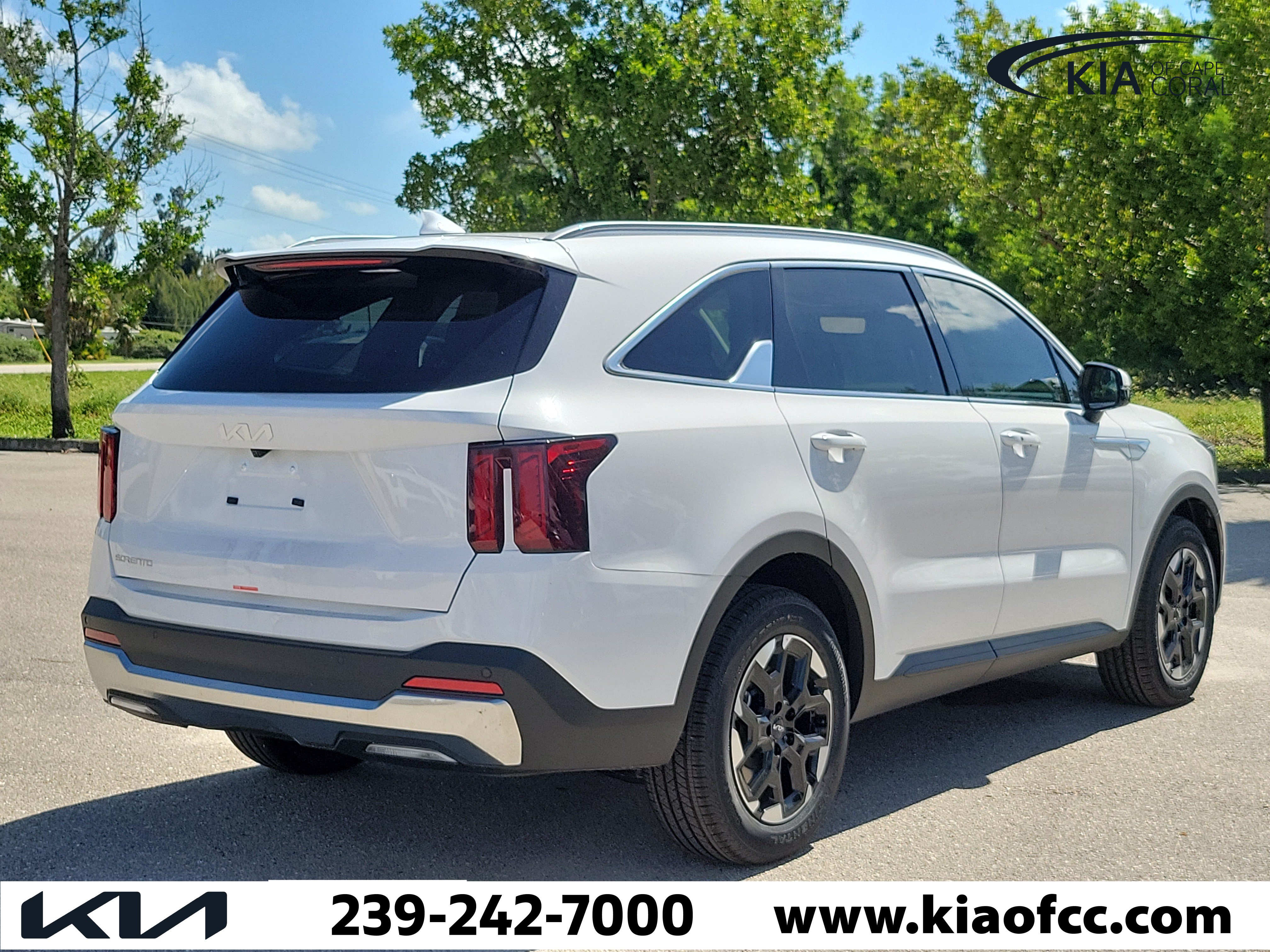 New 2026 Kia Sorento S w/ S Panoramic Sunroof Package FWD image 6