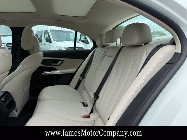 Certified 2026 Mercedes-Benz E 350 4MATIC Sedan image 24