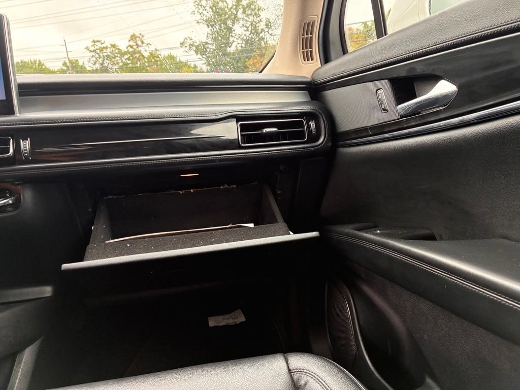 Used 2021 Lincoln Nautilus FWD image 44