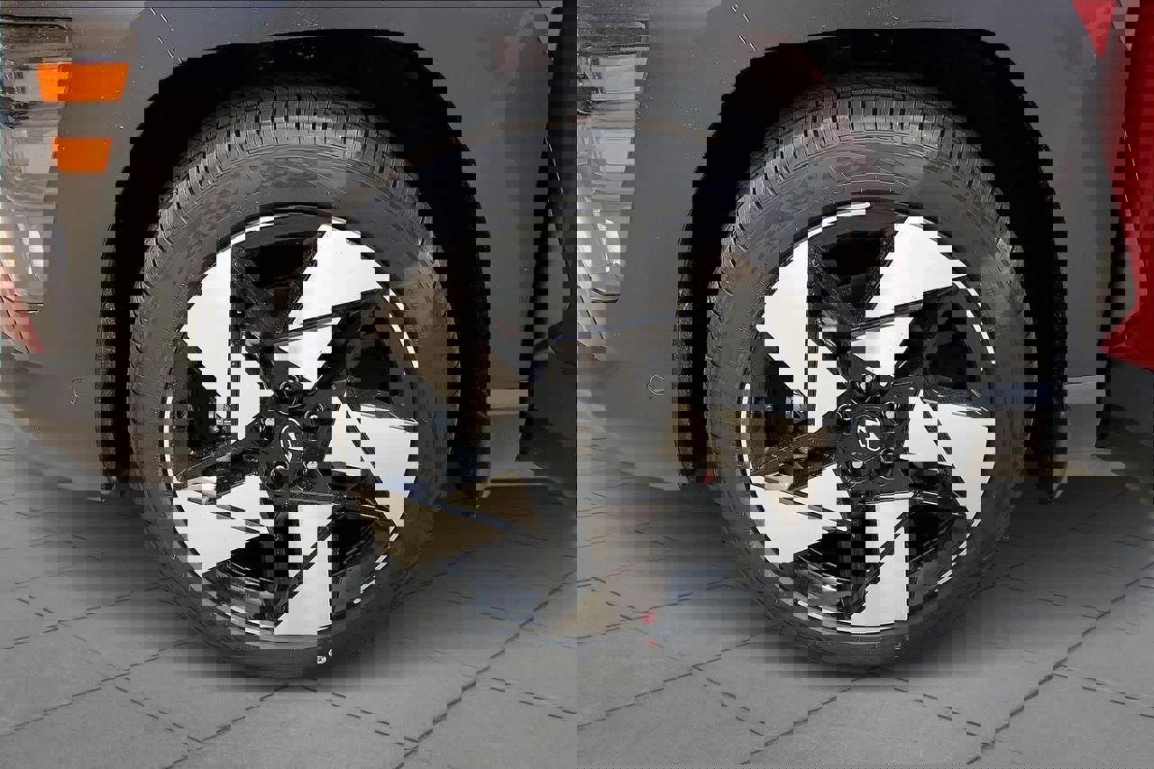 New 2026 Hyundai Kona Limited image 11