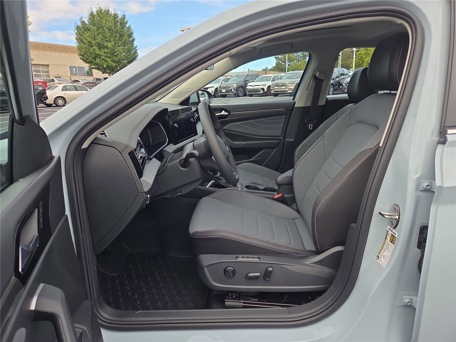 New 2026 Volkswagen Jetta SEL image 13